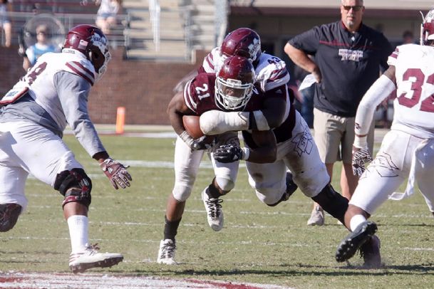 Defense leads the way at White tops Maroon at Davis Wade