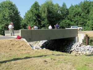 City holds ribbon cutting for Deer Run bridge