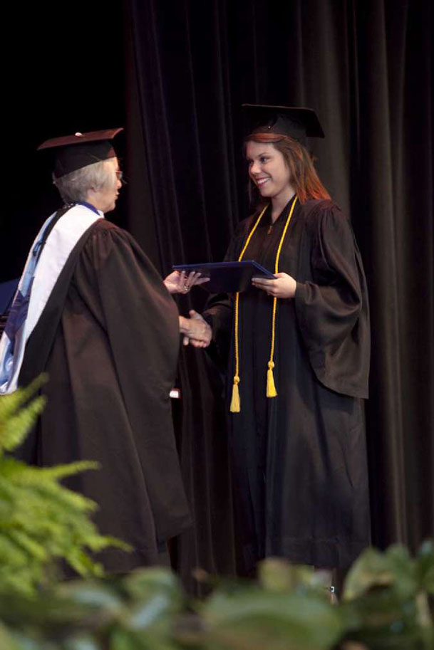 Bounds urges MUW graduates to become ‘caretakers’