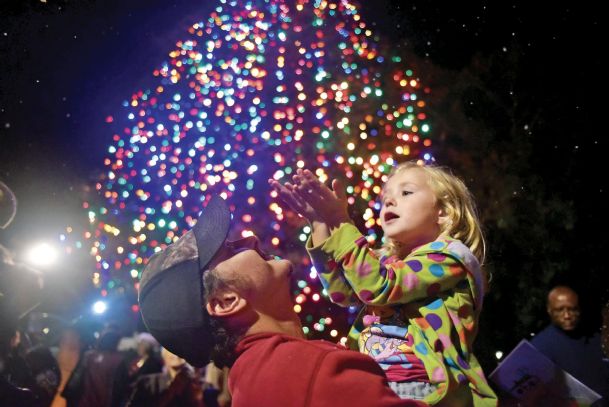 Tree lighting, Wassail Fest, parade headline Downtown Columbus season
