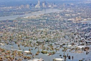 Study: People fear, more likely to flee, male-named hurricanes more