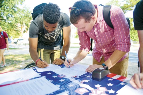 MSU voter drive draws 1,800