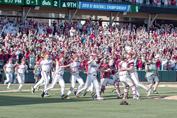 Arkansas advances to CWS