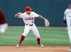 Bulldogs fall to Crimson Tide in extra innings