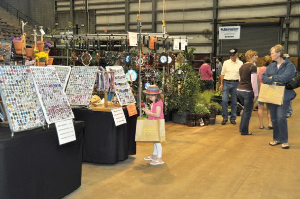 Green thumb? Get going, to the Everything Garden Expo