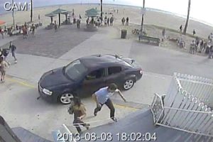 Vendors recall hit-and-run driver at LA boardwalk