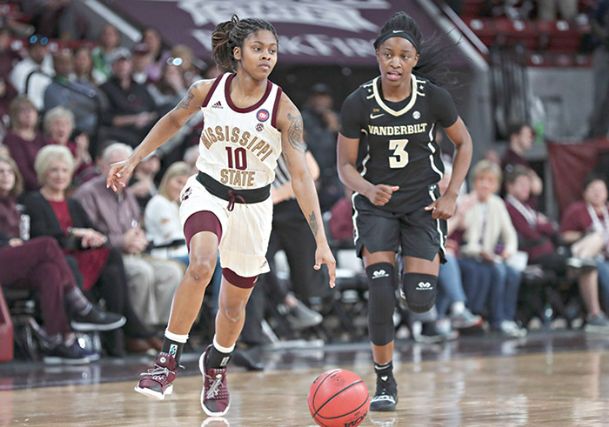 No. 5 Bulldogs run smoothly with Holmes in charge