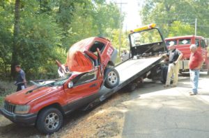 Mom, daughter injured in Wednesday wreck