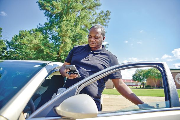 Uber drivers look for success in Golden Triangle