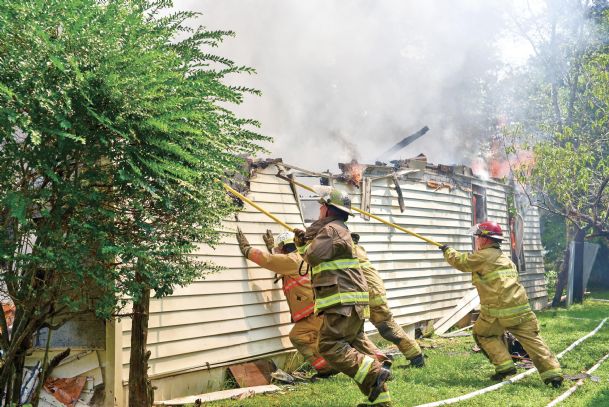 Feel the burn: Columbus Fire & Rescue burns Oak Street home as part of training