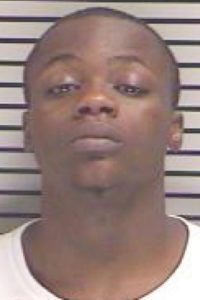 Murder suspect held on $500K bond