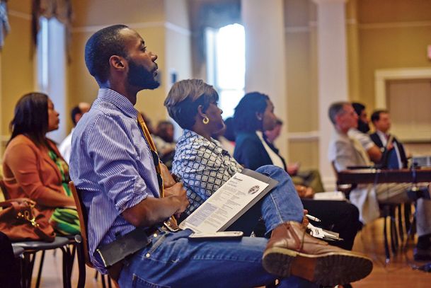 Mastering the ‘side hustle’: New Albany bakery owner tells story of starting her business to budding entrepreneurs at small business seminar