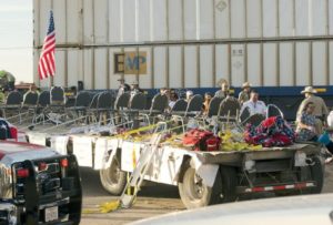 4 dead, 17 hurt when train hits Texas vets parade