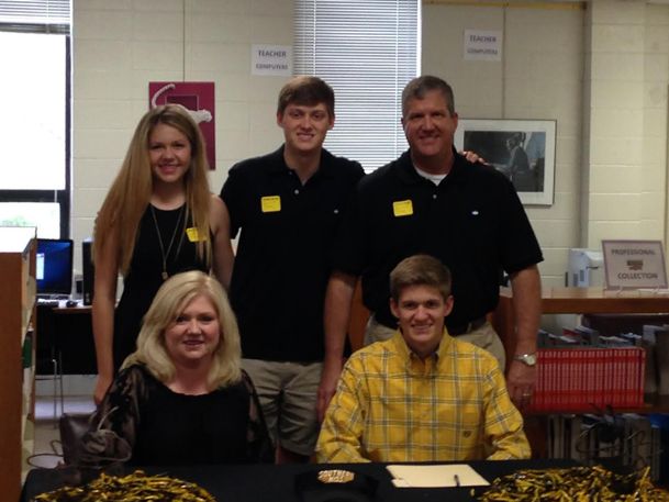 Starkville High’s Little will run at USM