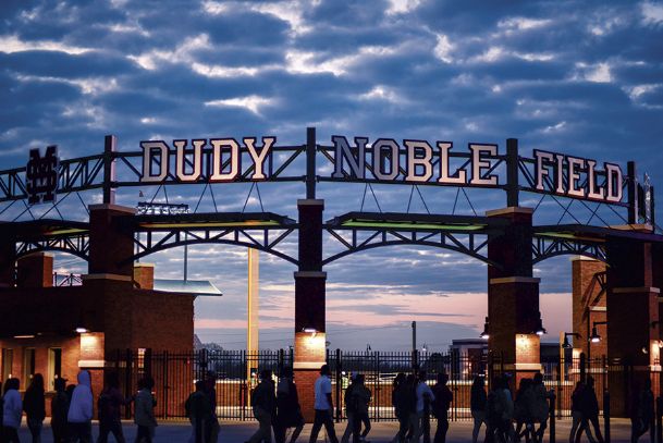 ‘The dude’ abides: Cowbell Yell crowd gets look at Bulldog baseball’s renovated home stadium