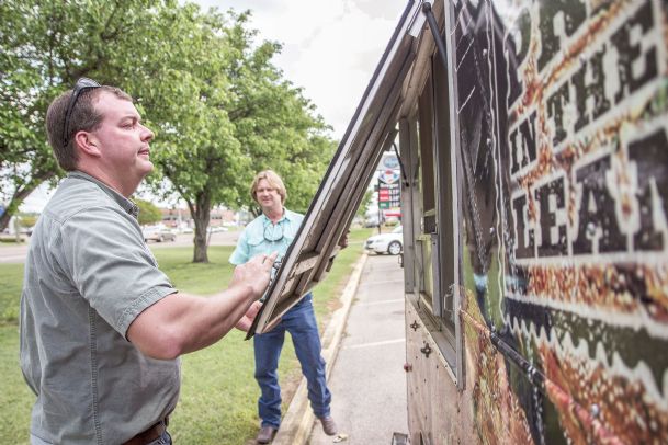 What’s for dinner? Lowndes Cattlemen’s Association fires up the grills for annual fundraiser