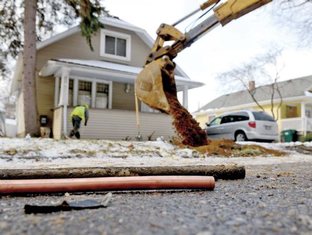 Lead pipes lurk in older neighborhoods across the nation