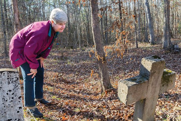 Effort to reclaim graves of black residents brings a community together