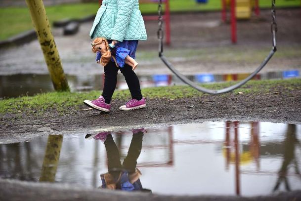 Under water: Overstreet Elementary, surrounding neighborhood suffers from poor drainage