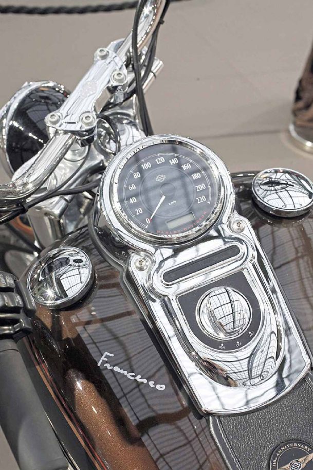Pope’s Harley goes under auction hammer in Paris