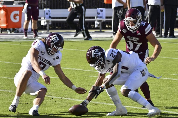 Tailspin: Mississippi State’s aerial attack falters for third straight week in loss to Texas A&M