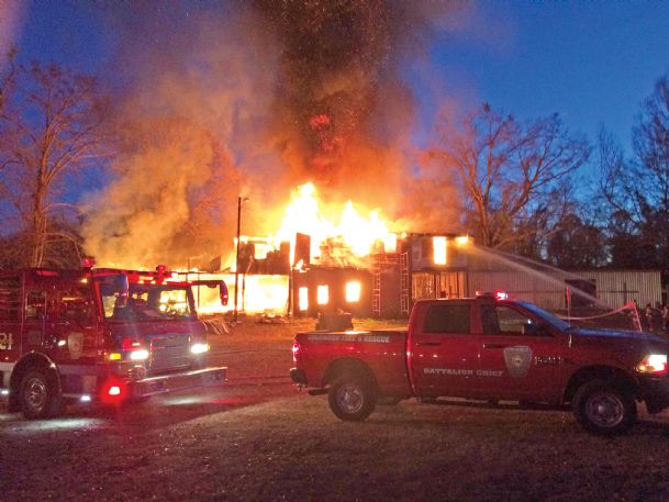 Saturday night fire destroys Columbus home