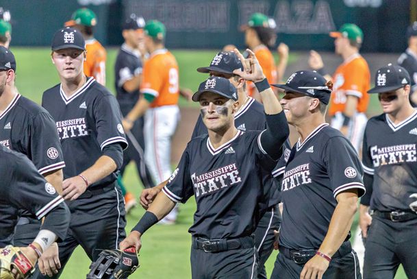 Mangum, Mississippi State make it four-straight NCAA Baseball Super  Regionals