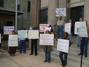 Citizens protest handling of Aberdeen scandal