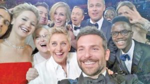 DeGeneres’ selfie crashes Twitter