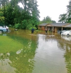 Street flooding plagues North Columbus