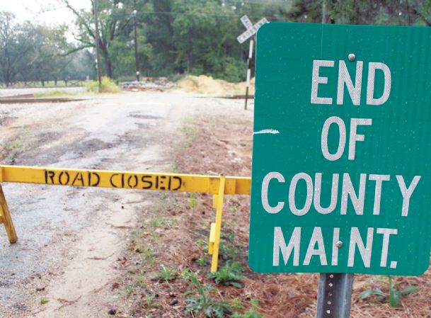 Lowndes supervisors ask for more time to re-open Co-Op Road