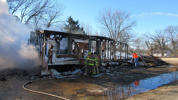 Fire destroys Artesia home