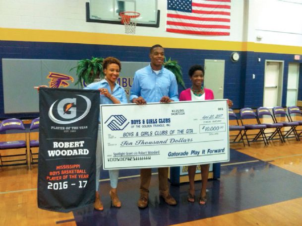 Woodard II receives Gatorade award, gives $10K grant to Boys and Girls Club