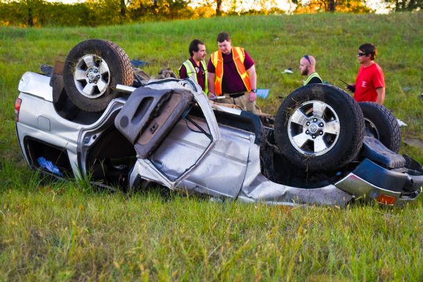 Four taken to hospital after Hwy 82 wreck on Saturday