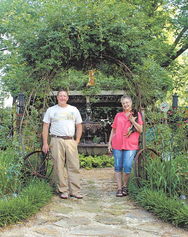 Beautiful botanicals and the arts blend in ‘Art in the Garden’
