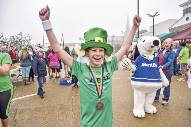 Columbus Exchange Club holds first Leprechaun Chase