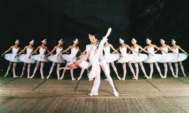 Worth the drive: Moscow Festival Ballet to bring ‘Swan Lake’ to MSU Riley Center