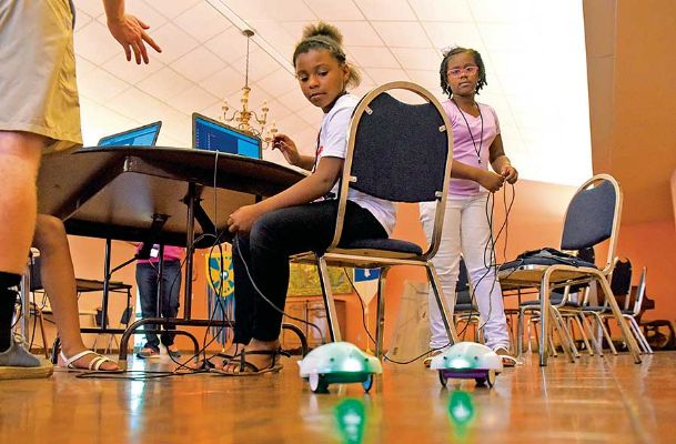 Gaining a seat at the table: Bulldog Bytes STEM camp encourages girls to pursue computer science