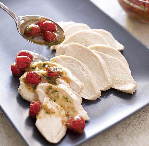 If poached chicken sounds bland, put it in this zesty sauce