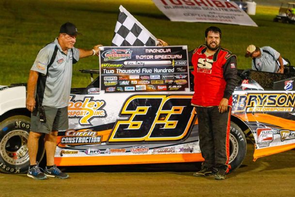 Cooley celebrates breakthrough at Magnolia Speedway