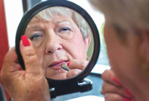 Looking good, feeling better: Program gives cancer patients cosmetics, hope