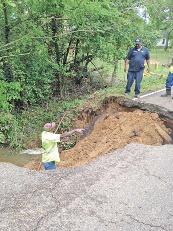 City deals with culvert collapse on Military Rd.