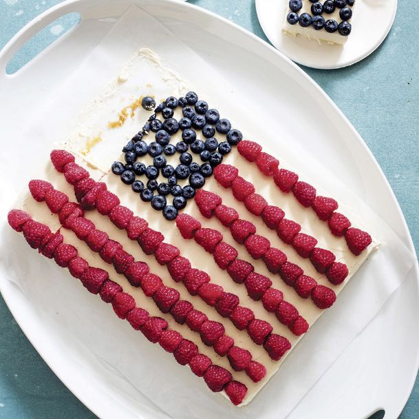 A simple American buttercream improves a flag sheet cake