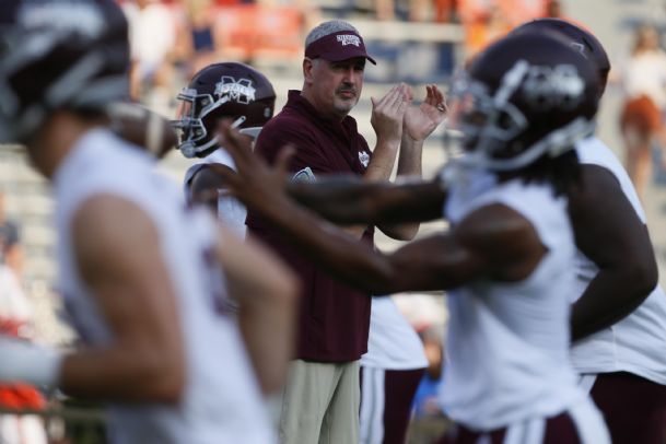 Garrick Hodge: Bulldogs deliver worst performance of Joe Moorhead era