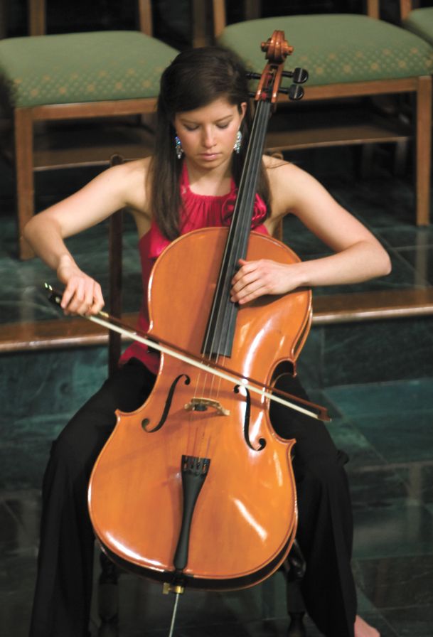 Columbus cellist comes home for Sunday concert