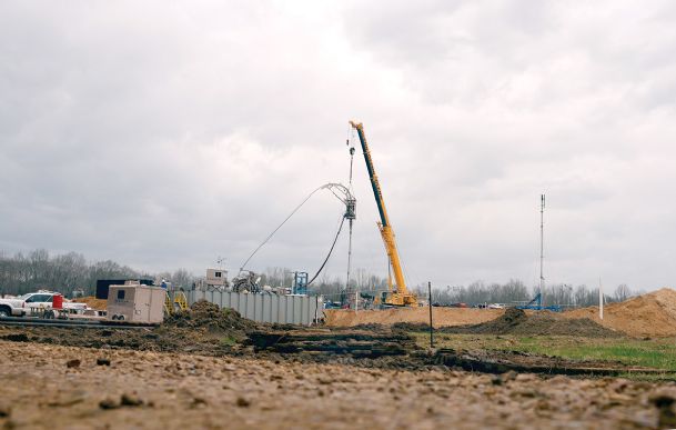 Dust, noise accompany Caledonia fracking operation