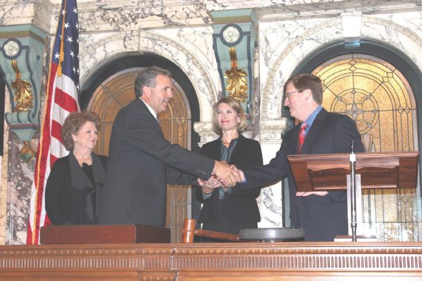 Photo: Senator Younger sworn in