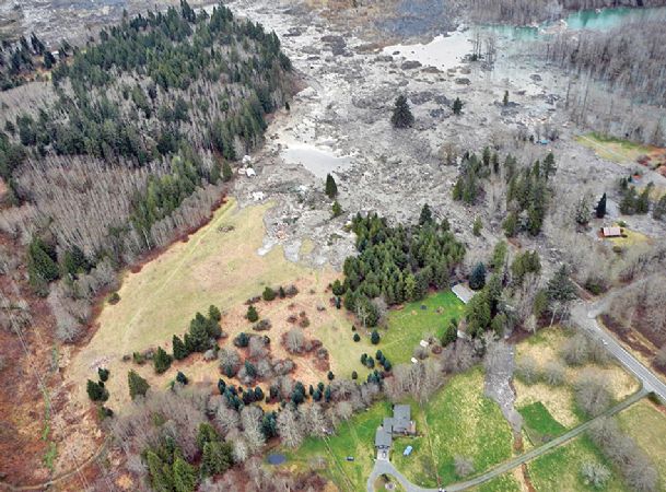 Community copes with deadly mudslide