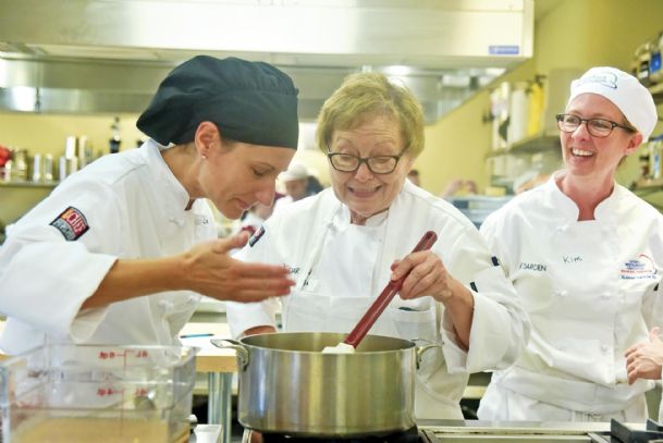 MUW holds culinary program for high school teachers