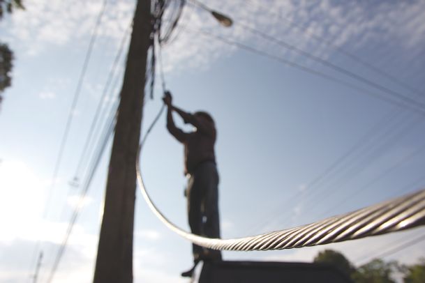 Starkville Electric begins fiber optics installation